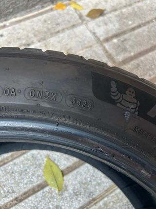 Neumático Michelin 225/50 R17 98Y