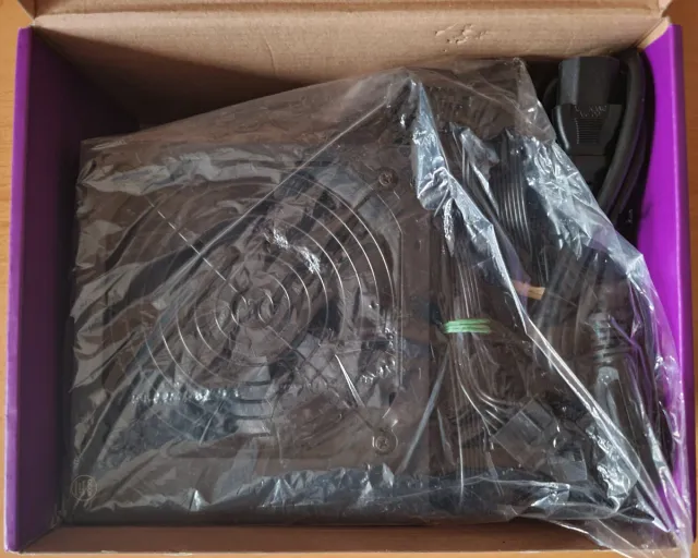 Fuente Alimentación Cooler Master MWE WhiteV2 700W