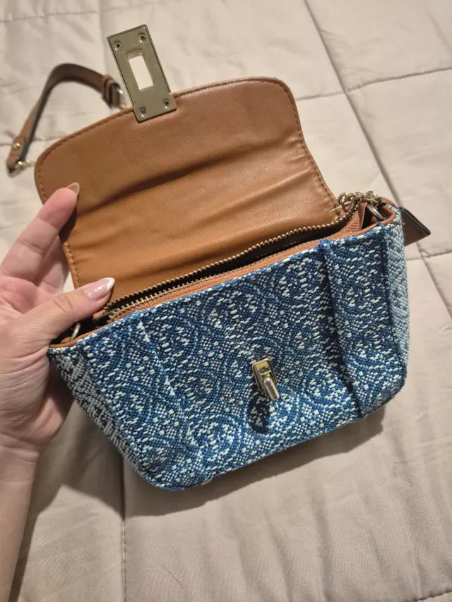 Bolso Parfois azul y blanco