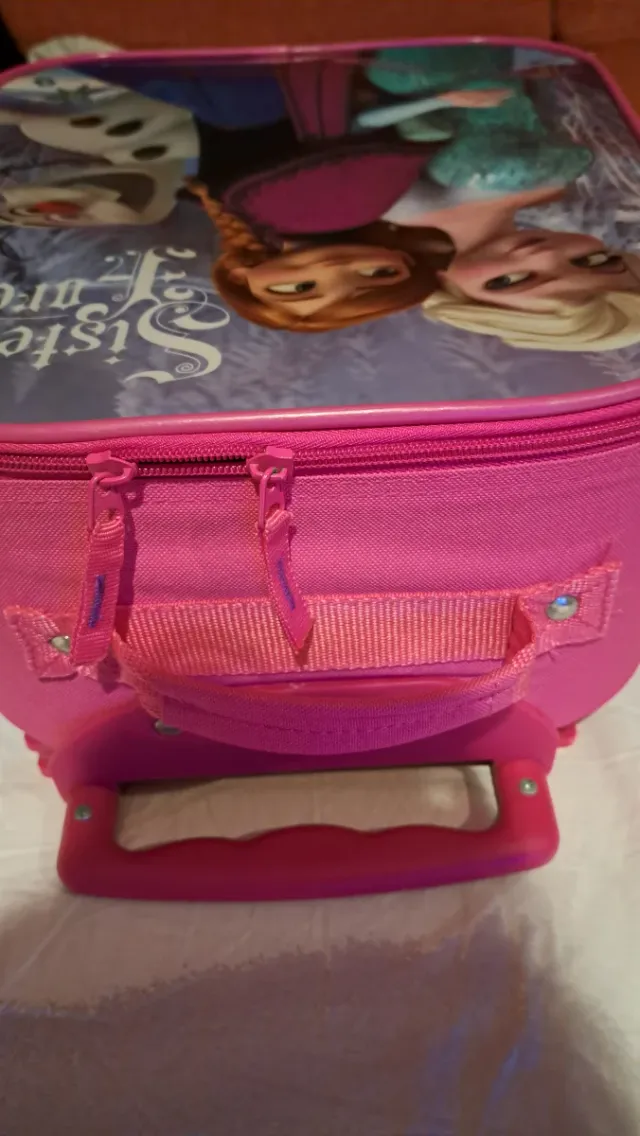 Maleta Frozen Elsa Anna Ruedas