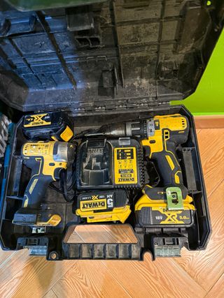 Dewalt Taladro y Atornillador con Baterías