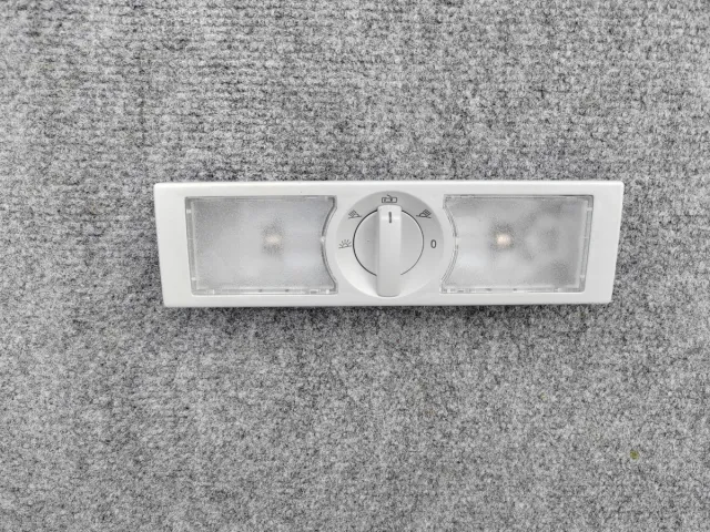 Luz de techo interior seat leon mk3 trasero