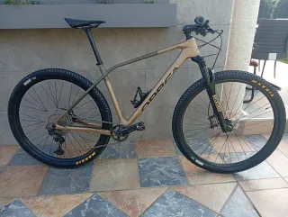 Bicicleta Orbea Alma Carbono