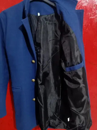 Cappotto blu con fodera interna