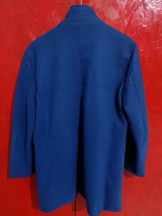Cappotto blu con fodera interna