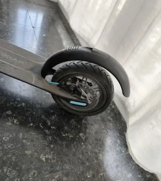 Patinete Eléctrico Gris