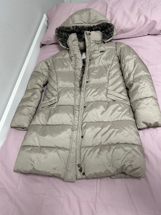 Abrigo acolchado niña con capucha