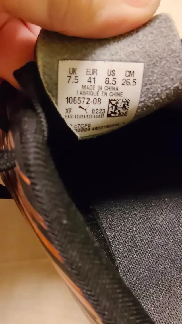 Botas tacos futbol hombre