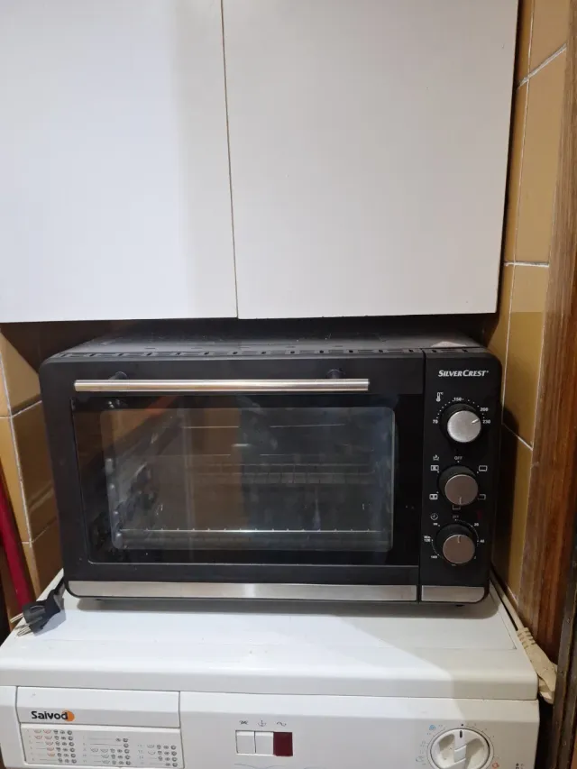 Horno Silvercrest Negro