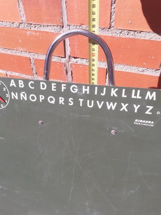 Pizarra infantil antigua ABC números