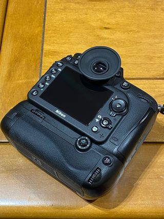 Nikon D7200 Cámara Réflex Digital con grip