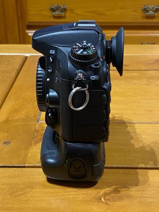 Nikon D7200 Cámara Réflex Digital con grip