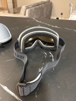 Esquí Casco Uvex, Guantes Reusch, Gafas Wedze