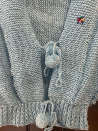 Mañanita artesanal vintage azul