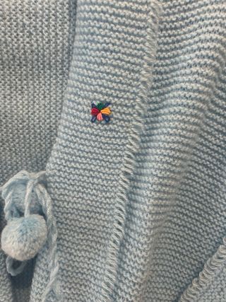 Mañanita artesanal vintage azul