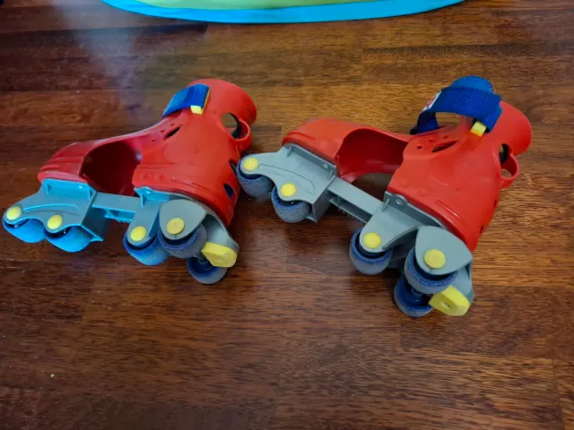 Patines ajustables Fisher-Price rojos