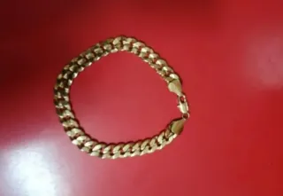 Pulsera Dorada Nueva
