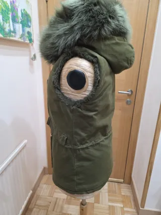 Chaleco verde con pelo