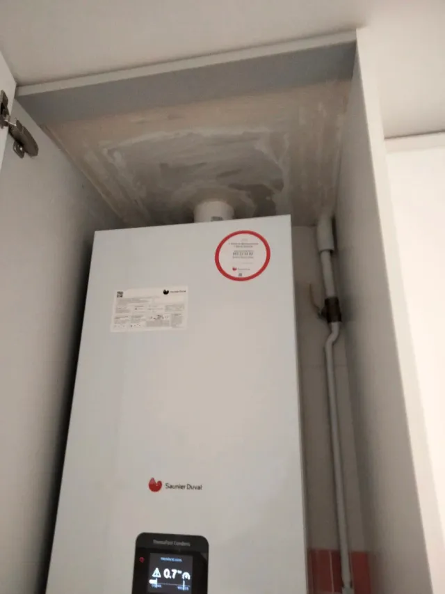 Fontanero calefactor