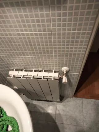 Fontanero calefactor