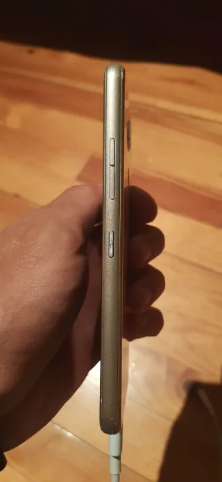 Teléfono Móvil S60 Plata/Blanco