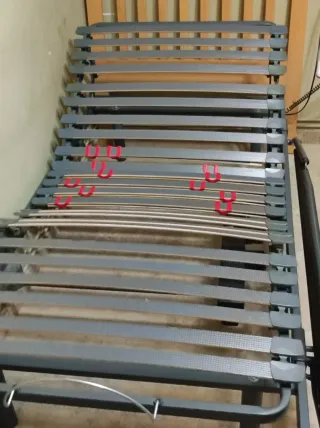 OFERTA Cama articulada con colchón y cubierta