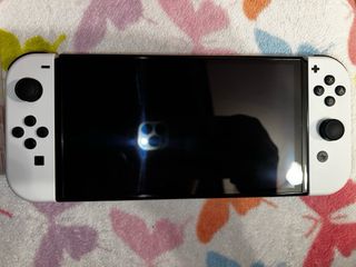 Nintendo Switch OLED Bianca + Giochi