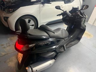 Yamaha Majesty 400 Negra