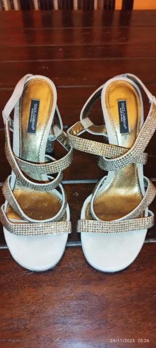 Sandalias Dolce & Gabbana Verano Doradas