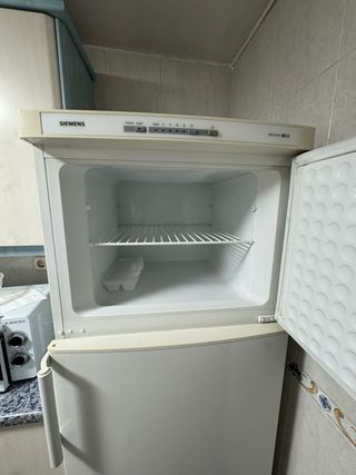 Nevera Siemens Blanca