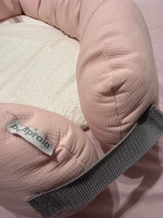 Nido para bebé conejito rosa