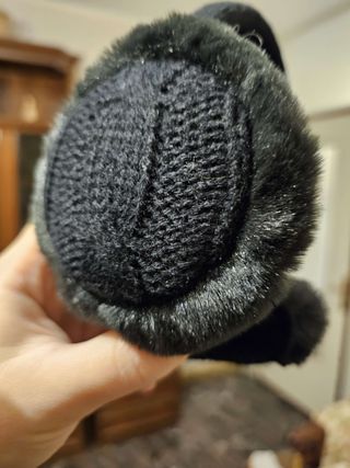 Paraorecchi Invernali Neri Caldi e Morbidi