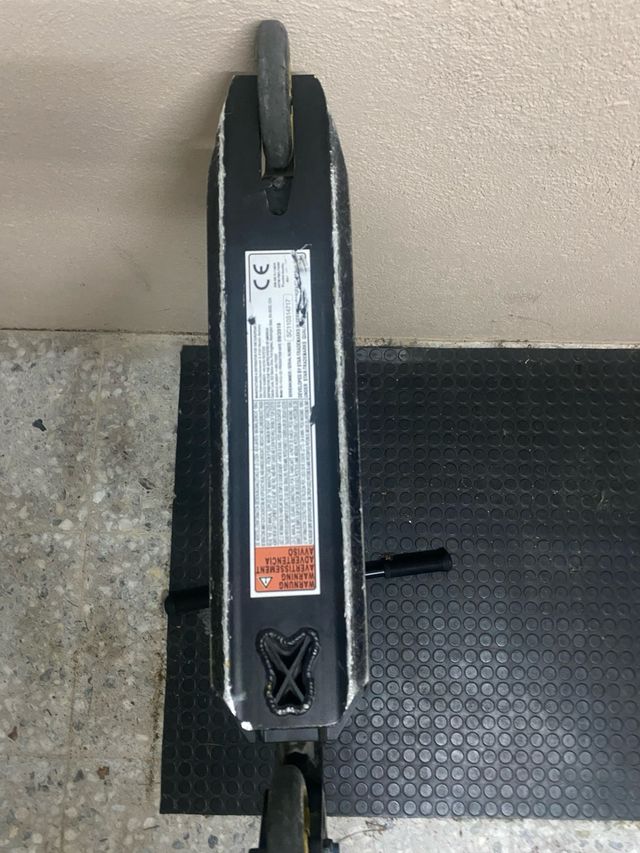 Monopattino tipo scooter