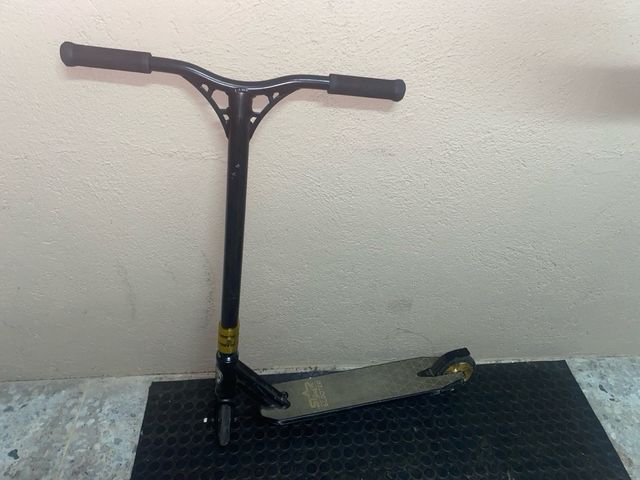 Monopattino tipo scooter