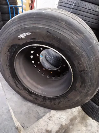 Neumático 385/65/22.5