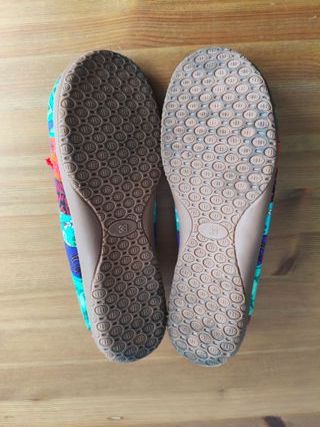 Zapatos multicolor planos