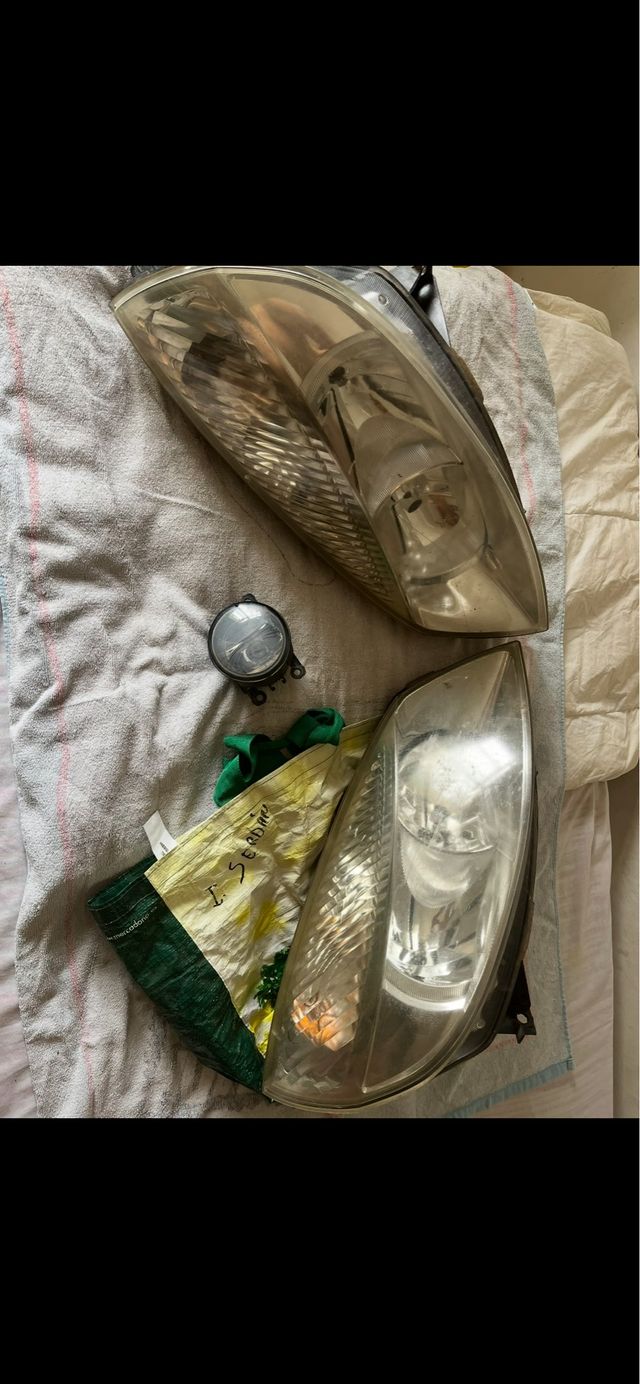 Focos de Coche RENAULT SCENIC