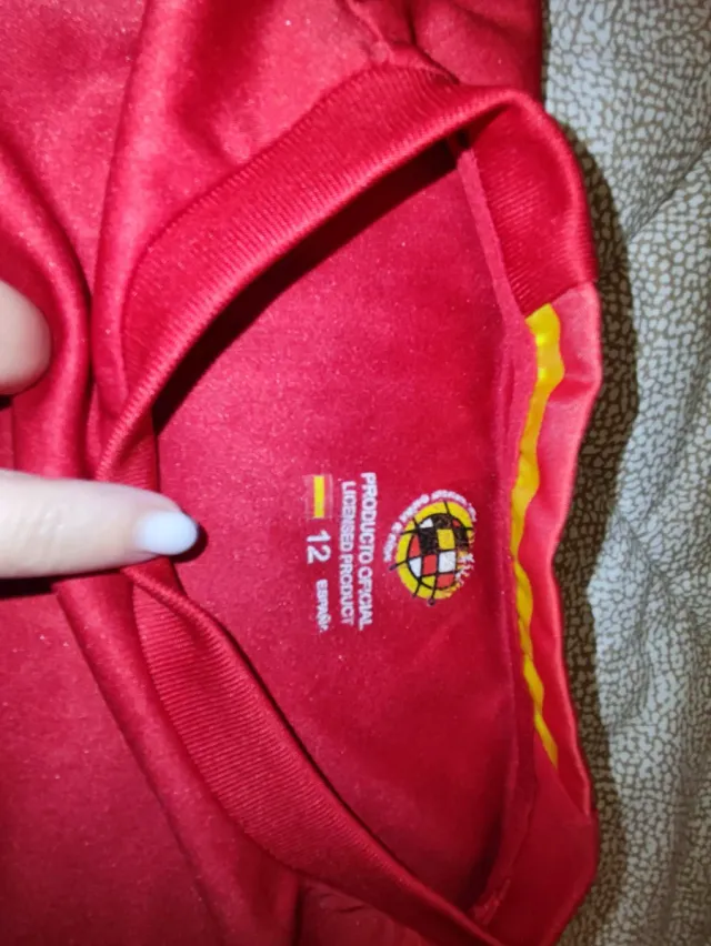 Lote 2 equipaciones España fútbol