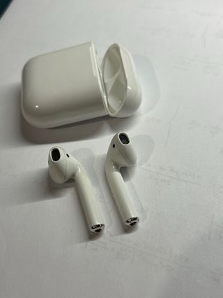 Apple AirPods Blancos