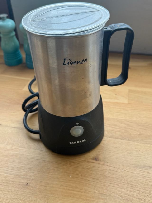 Espumador de leche Taurus Livenza