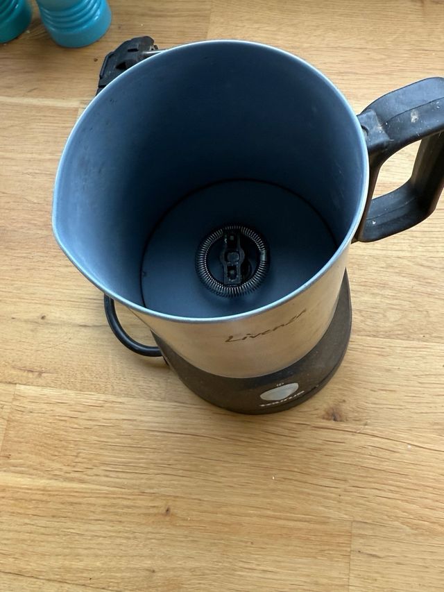 Espumador de leche Taurus Livenza