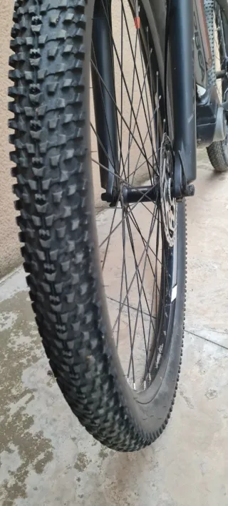 Orbea Keram 30 Electrica  rueda 29