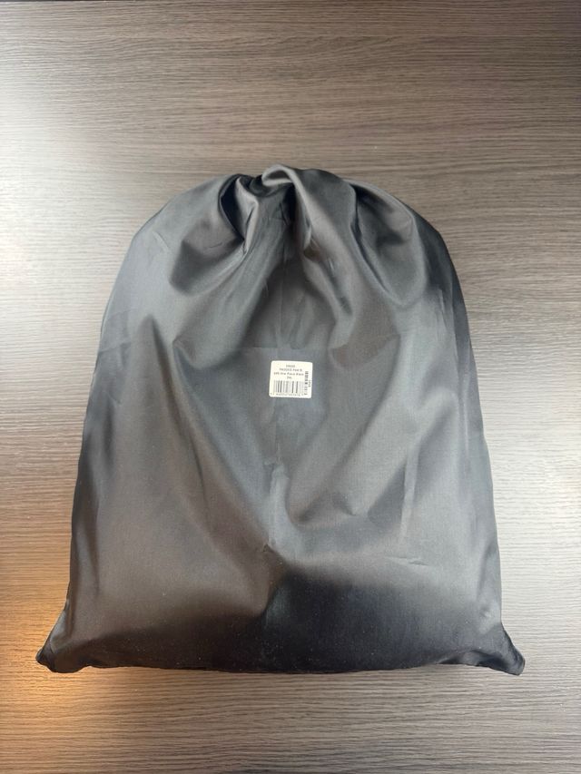 Mochila Eastpak One Piece Black Nueva