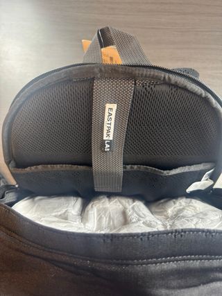 Mochila Eastpak One Piece Black Nueva