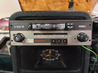 Rádio Toyota A 100 VF