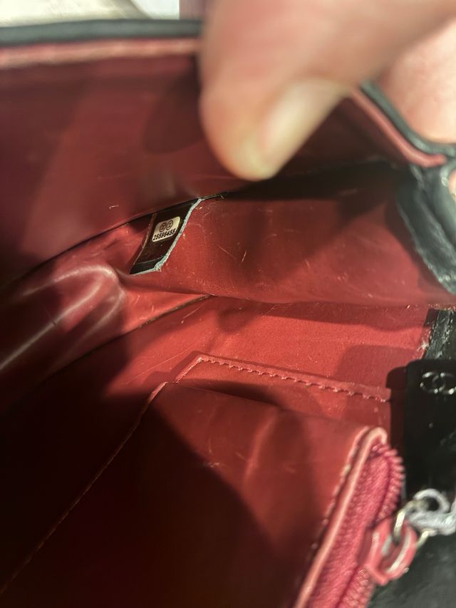 Borsa Chanel Vintage in Pelle Nera. Pelle molto morbida.