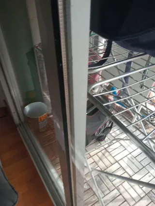 Barconera con cristal de cámara