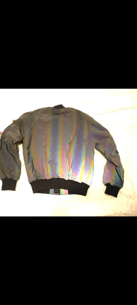 Cazadora Alpha Industries Reflective.