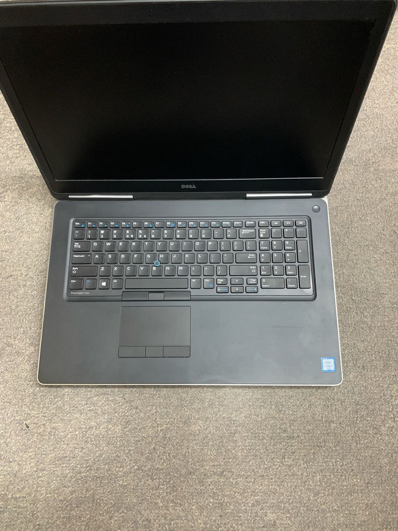 Dell Precision 7720 portátil