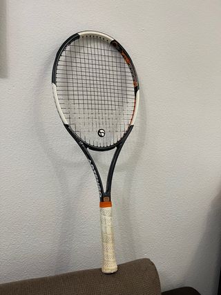 Raqueta de Tenis. Incluye funda.